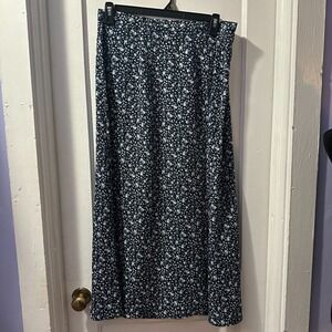 Hollywood Blvd Blue Floral Patterned Skirt in L